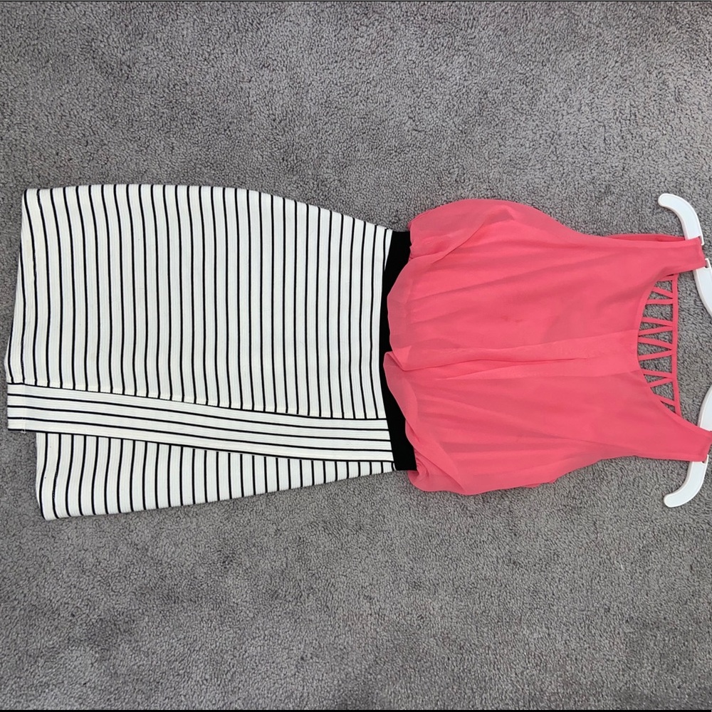 xs pink dress